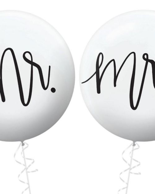 60cm Balloons – Mr & Mrs