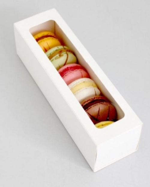 Window Macaron Box – 6 Macarons