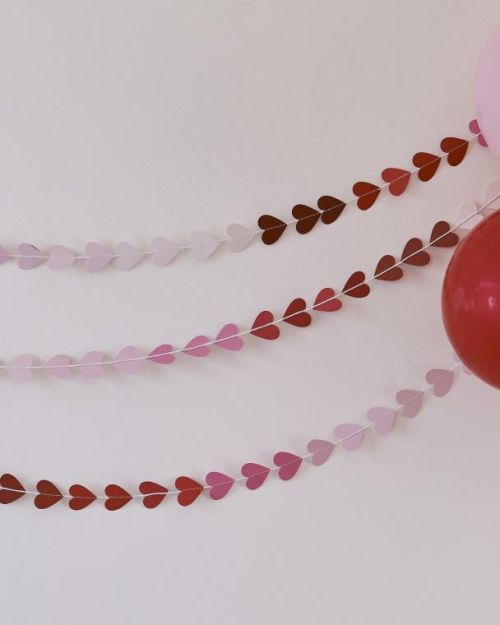 Be Mine Ombre Heart Garland