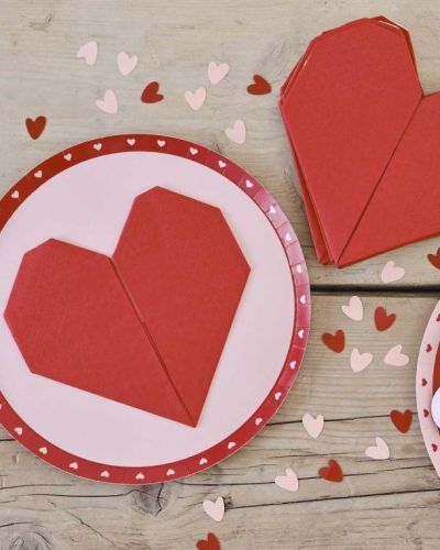 Be Mine Red Origami Heart Napkins 16pk