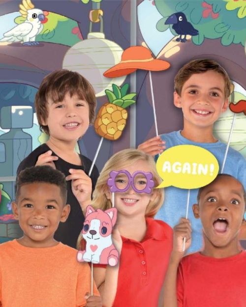 Bluey Scene Setter with Photo Props