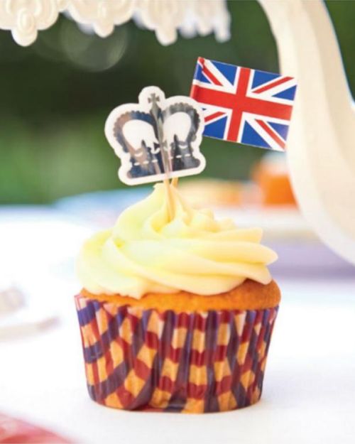 British Cupcake Cases & Picks 12pk