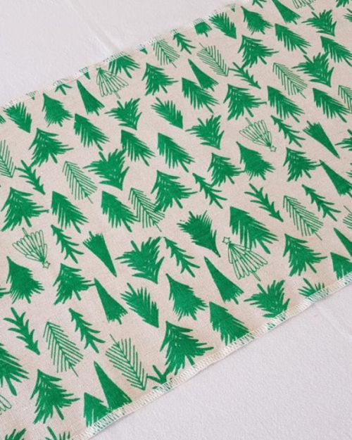 Christmas Table Runner – Linen & Green Trees