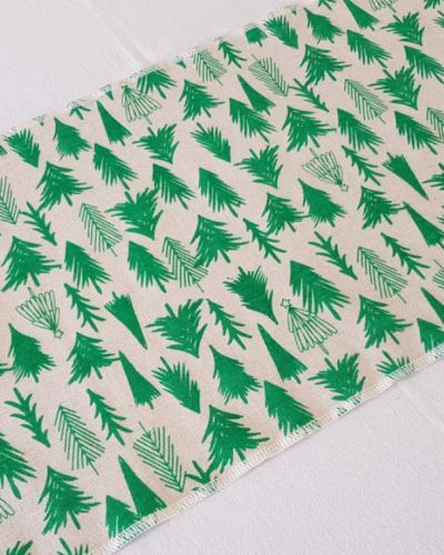 Christmas Table Runner – Linen & Green Trees