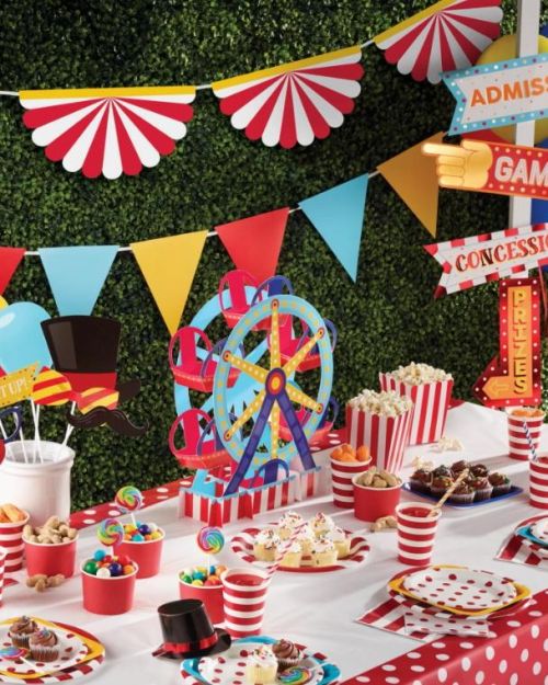 Carnival Banner 3pce Decorating Kit