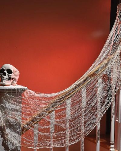 Creepy Cloth – Bloody