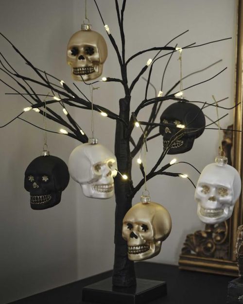 Deadly Soiree Skull Tree Decorations 3pk