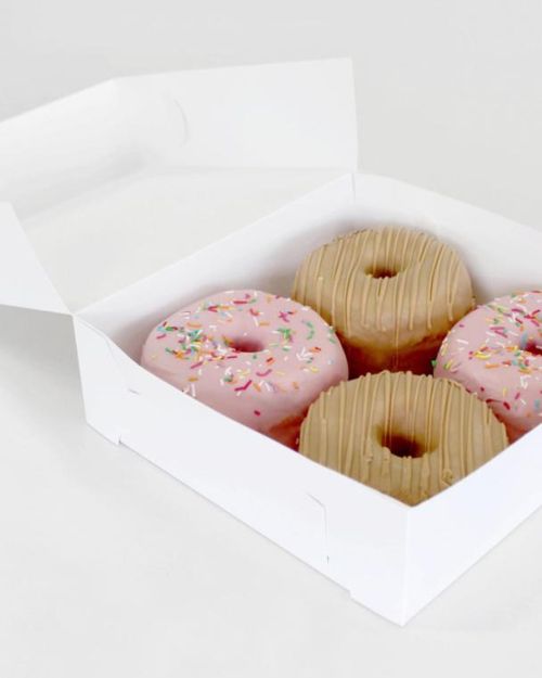 Donut Box – 4 Cavity
