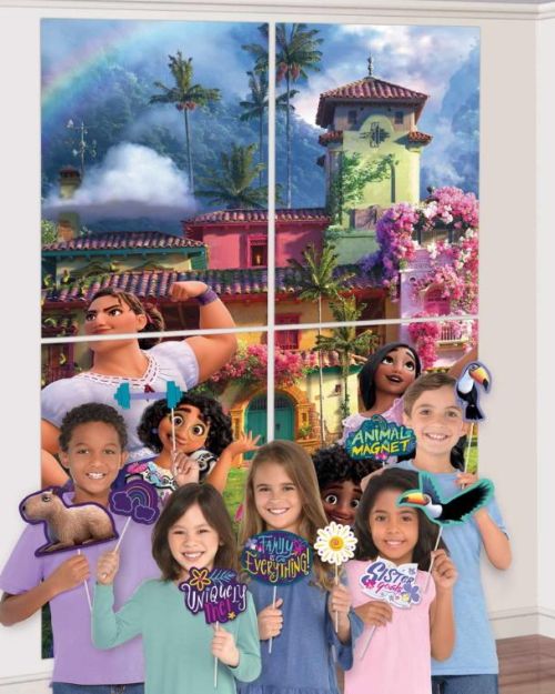 Encanto Scene Setter & Photo Props