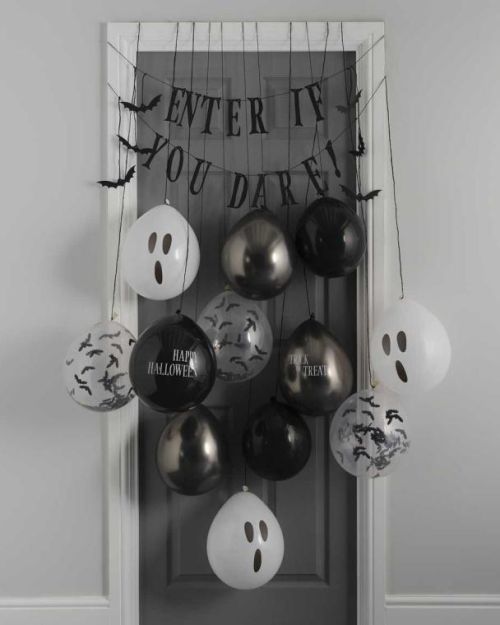 Enter If You Dare Balloon Door Decorating Kit