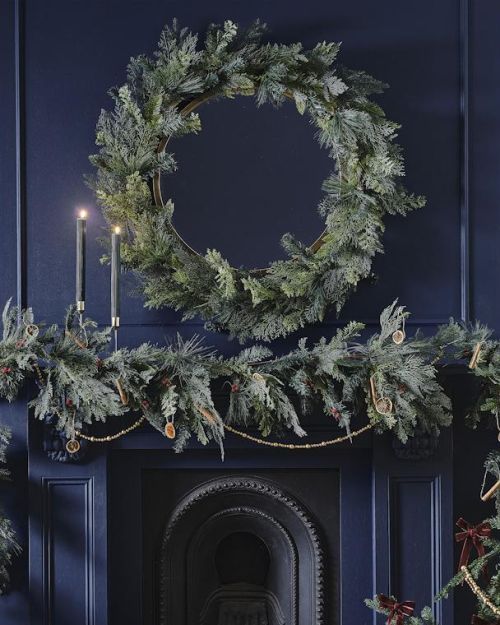 Extra Large Foliage Christmas Wreath