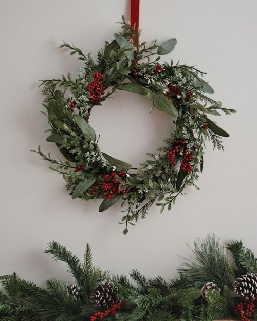 Foliage & Berries Christmas Door Wreath