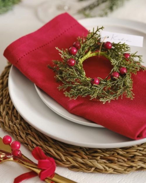 Foliage & Berries Christmas Napkin Rings 6pk