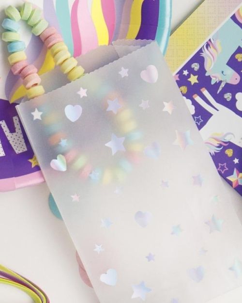 Glassine Iridescent Treat Bags 8pk