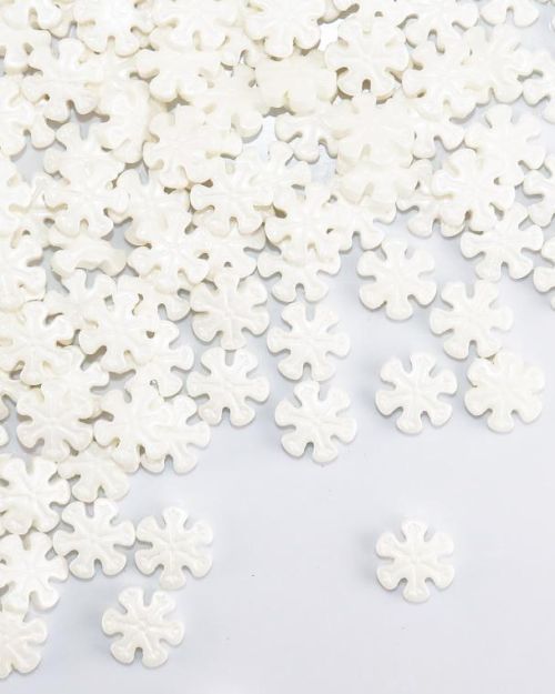 GoBake Sprinkle Shapes – Snowflakes