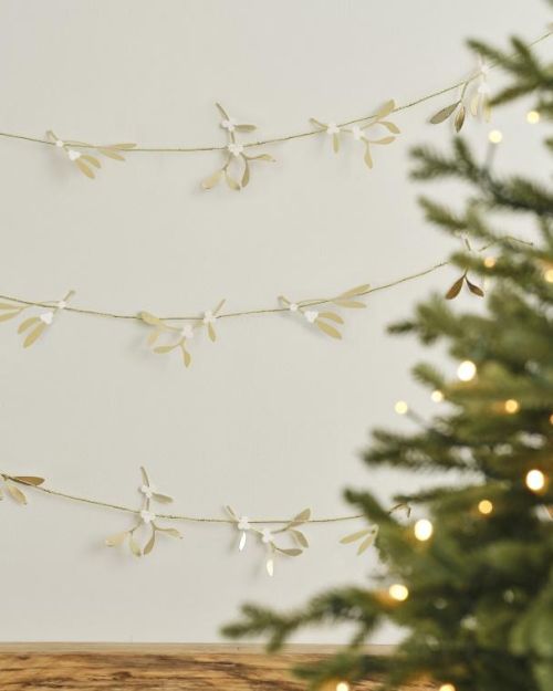Gold Christmas Mistletoe Garland
