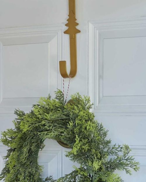 Gold Metal Christmas Wreath Hanger
