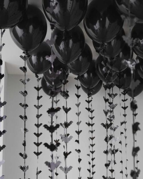 Halloween Bat Balloon Ceiling Kit