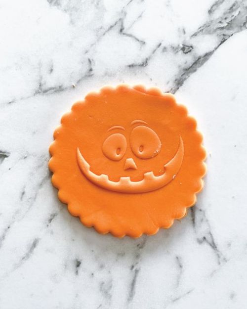 Debosser Stamp – Halloween Happy Face