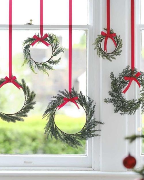 Hanging Christmas Wreath Decorations 5pk