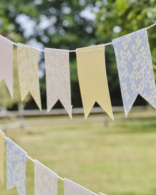 Hello Spring Floral Bunting
