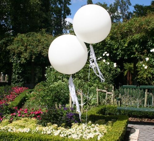 Jumbo Balloon – White