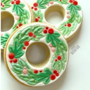 Little Biskut Christmas Wreath Cutter & Embosser Set