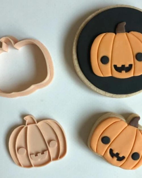 Little Biskut Pumpkin Stamp & Cutter Set