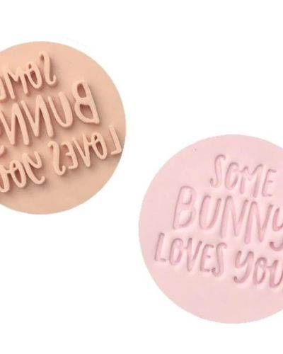 Little Biskut Some Bunny Loves You Embosser