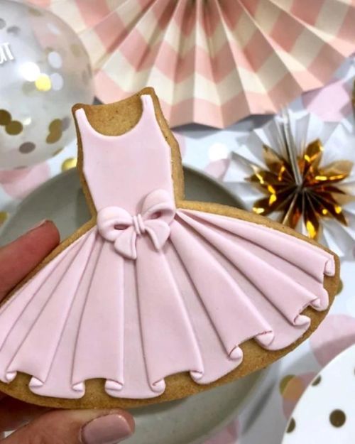 Little Biskut Tutu Stamp & Cutter Set