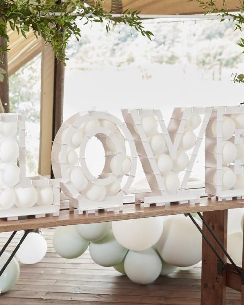Love Balloon Mosaic Stand