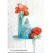 Caking It Up – Mesh Stencil Ivy