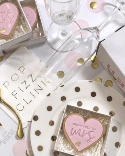 Miss to Mrs – Embosser