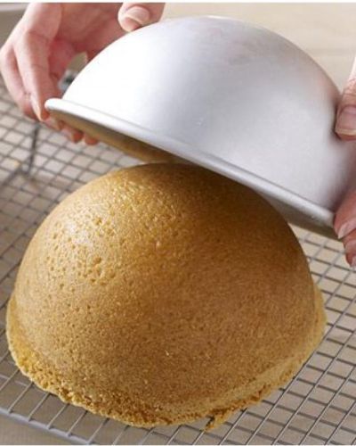 Mondo Hemisphere Pan 8in