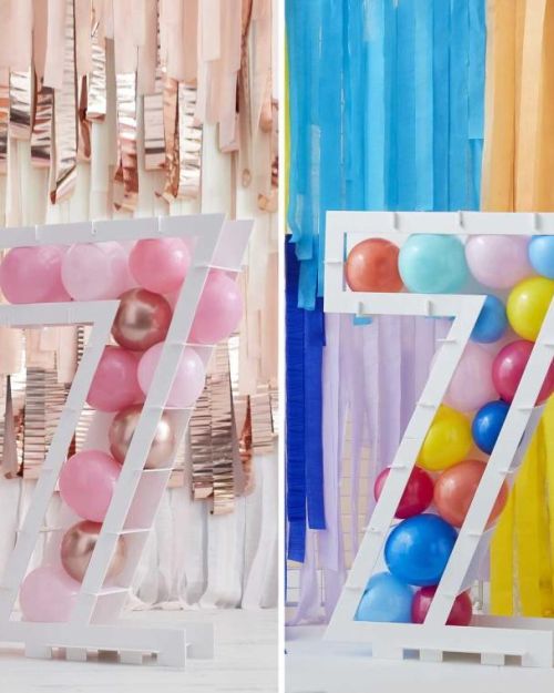 Number 7 Balloon Mosaic Stand