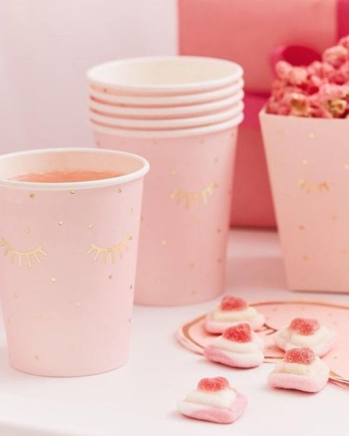 Pamper Party Pink & Gold Cups 8pk