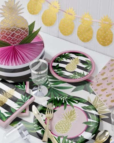 Pineapple Luxe Table Centrepiece