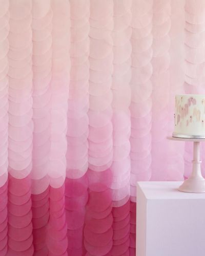 Pink Ombre Tissue Disc Party Backdrop
