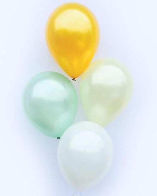 Plain Balloon Mix – Mint Luxe 12pk