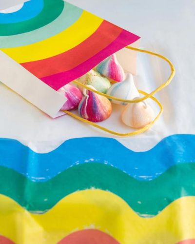 Rainbow Brights Retro Paper Tablecover