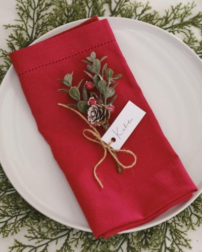 Red Berry Sprig Place Card Holders 6pk
