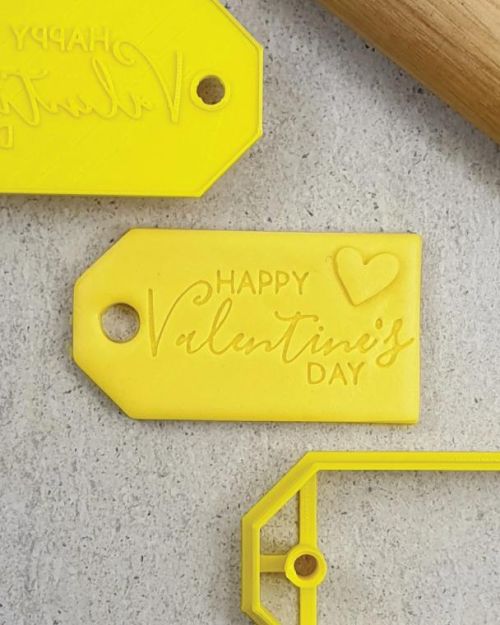 Valentines Day Gift Tag Embosser & Cutter Set