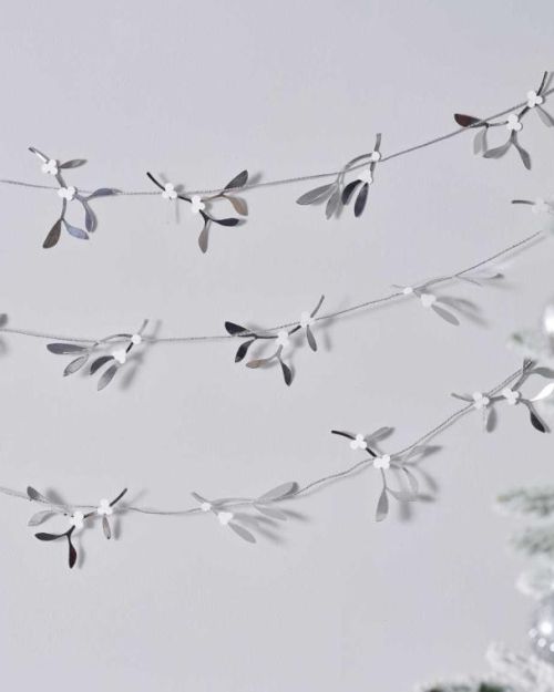Silver Mistletoe Garland