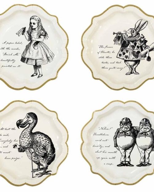 Truly Alice Medium Plates 12pk