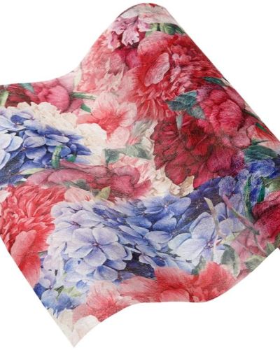 Truly Scrumptious Floral Table Runner