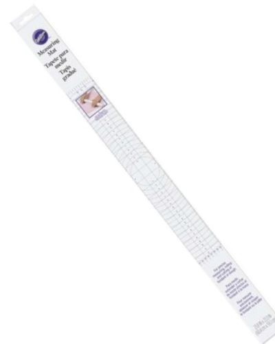 Wilton Roll & Cut Fondant Mat