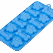 Wilton Silicone Candy Mould – Paw & Bones