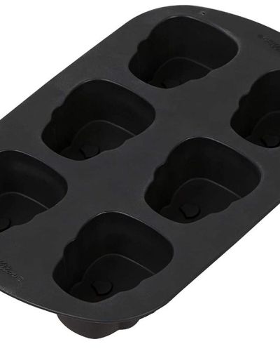 Wilton Skulls Silicone Baking Mould