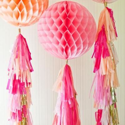 honeycomb_tissue_balls_with_tassel_tails